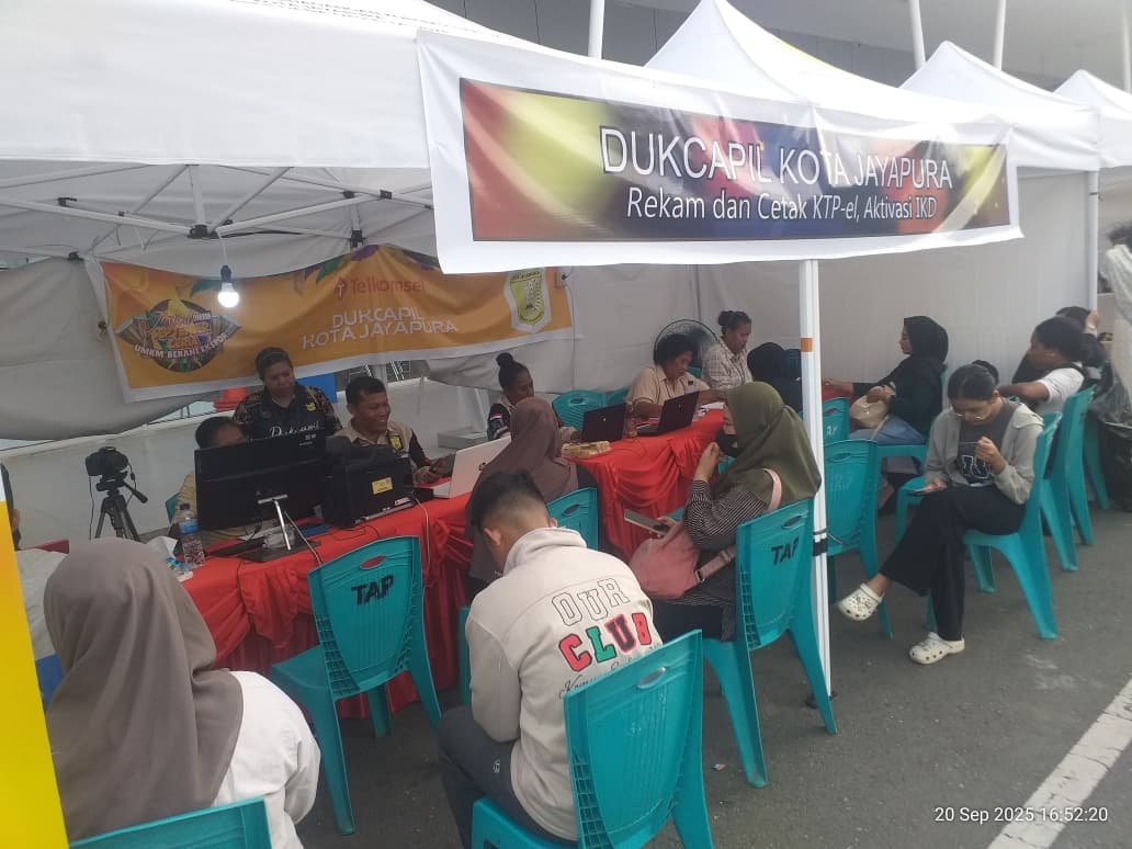154 Orang Mencetak KTP-el Selama Kegiatan Festival UMKM 2025